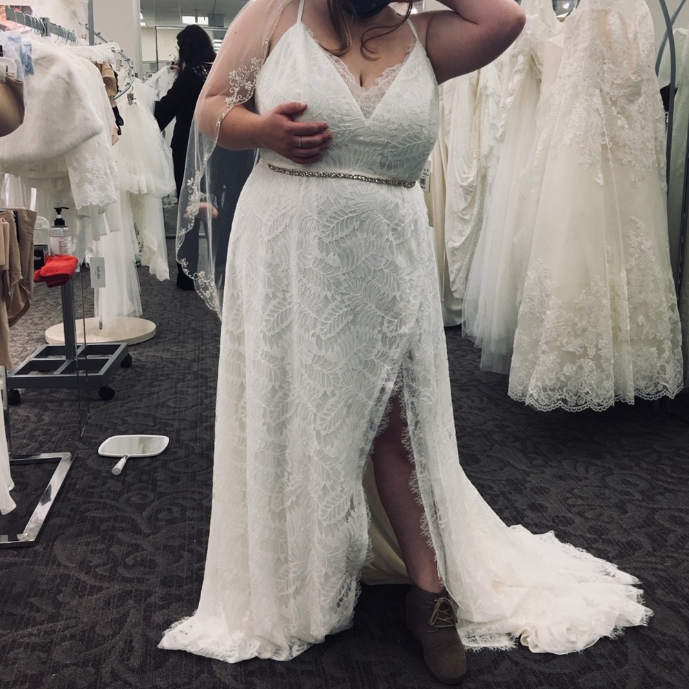 David’s Bridal Melissa Sweet Wedding Dress